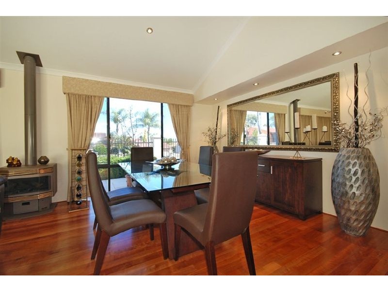 7A Allerton Way, Booragoon WA 6154