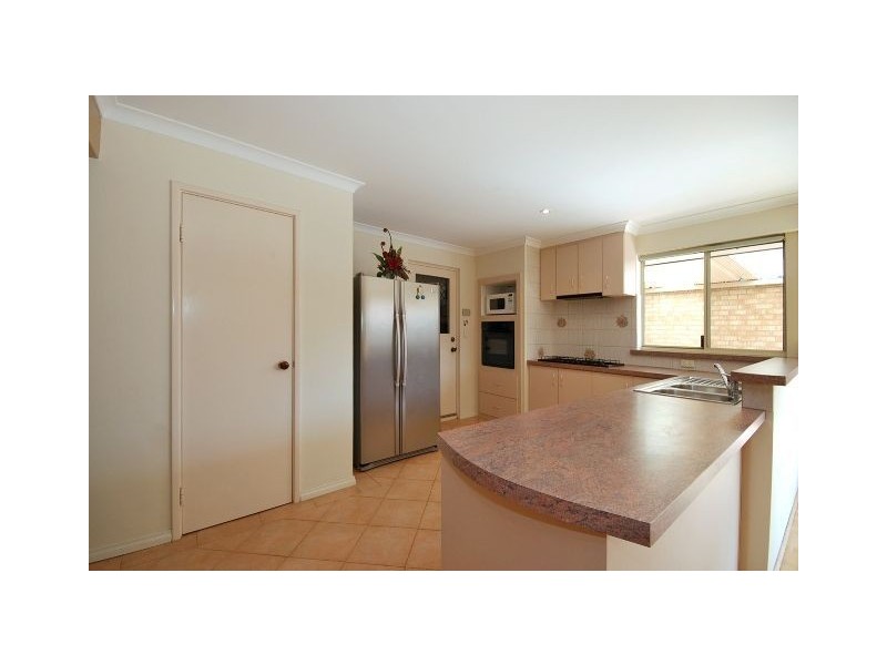 3 Rudd Cove, Canning Vale WA 6155