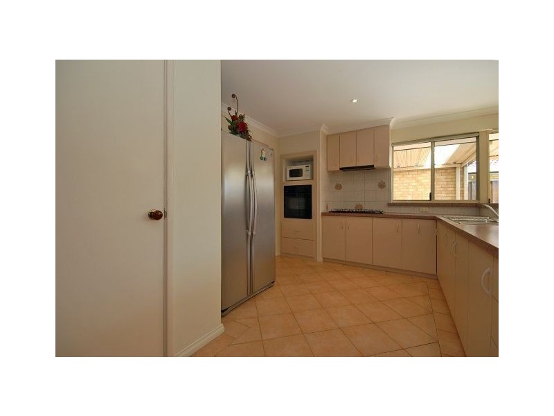 3 Rudd Cove, Canning Vale WA 6155