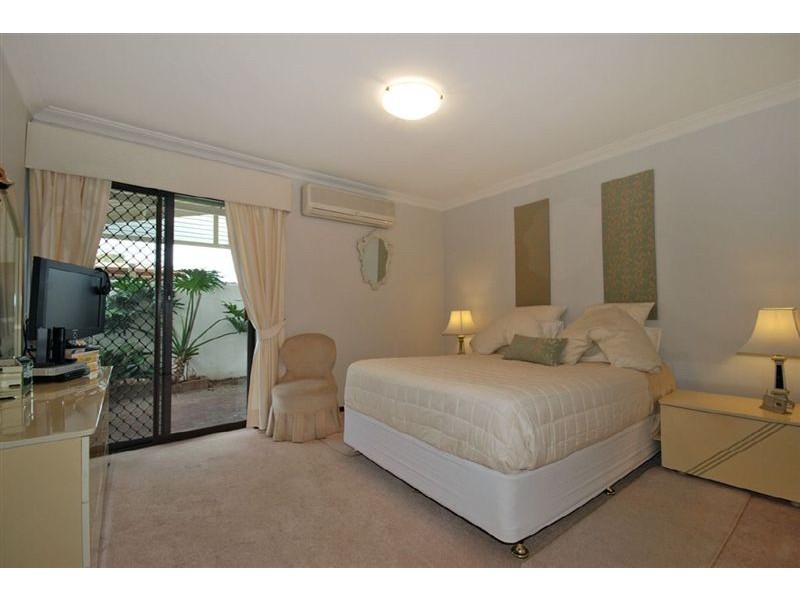 14 Pembury Crescent, Ferndale WA 6148