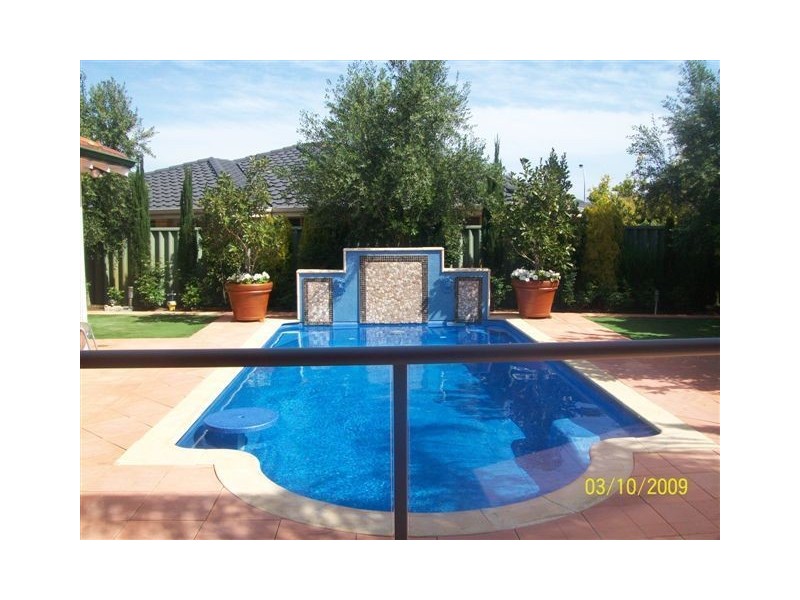 98 Aitken Drive, Winthrop WA 6150