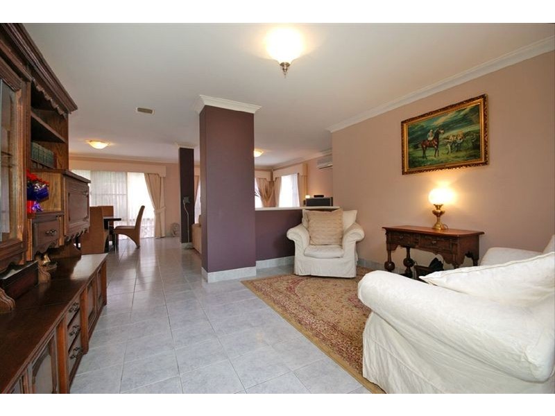 1 Woolnough Heights, Kardinya WA 6163
