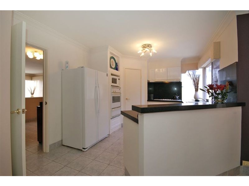1 Woolnough Heights, Kardinya WA 6163
