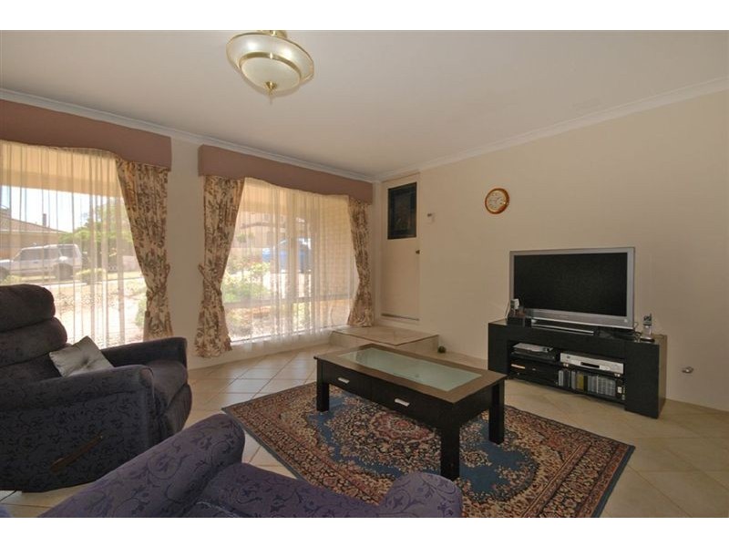 18 Apsley Road, Willetton WA 6155