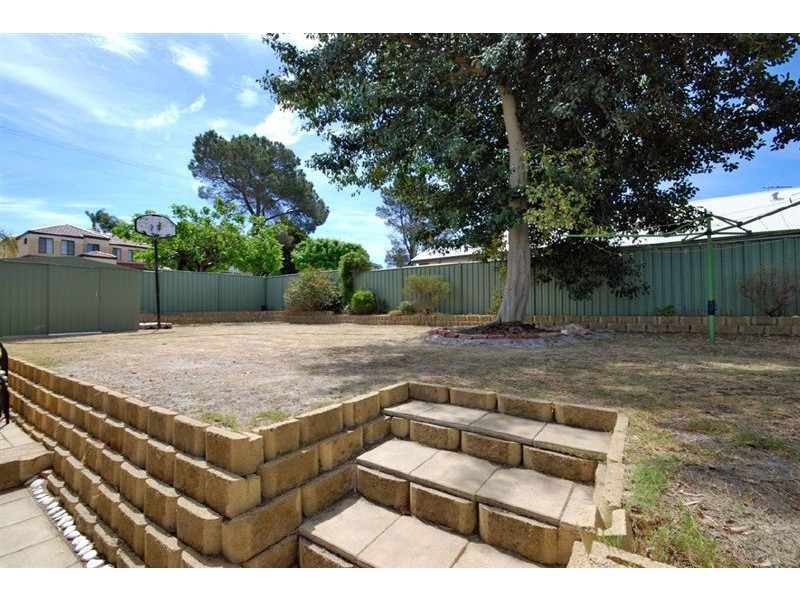 18 Apsley Road, Willetton WA 6155