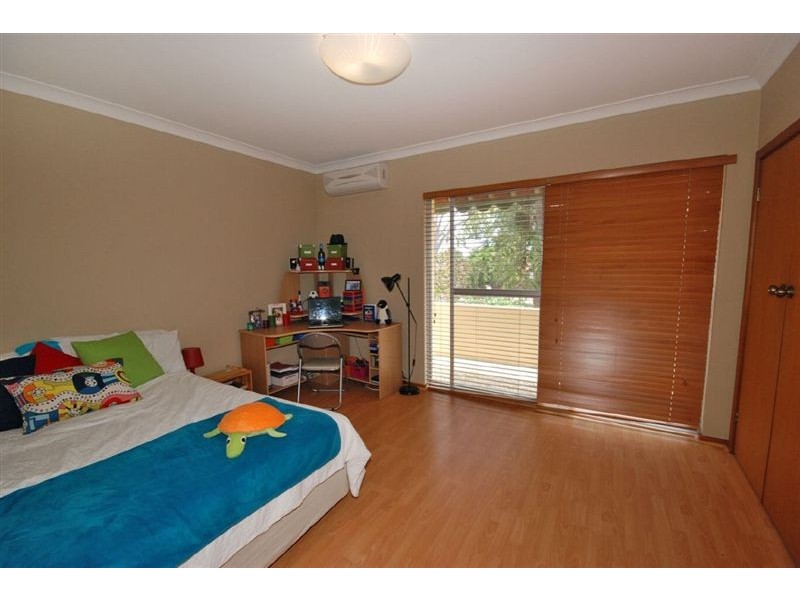 226 Riseley Street, Booragoon WA 6154