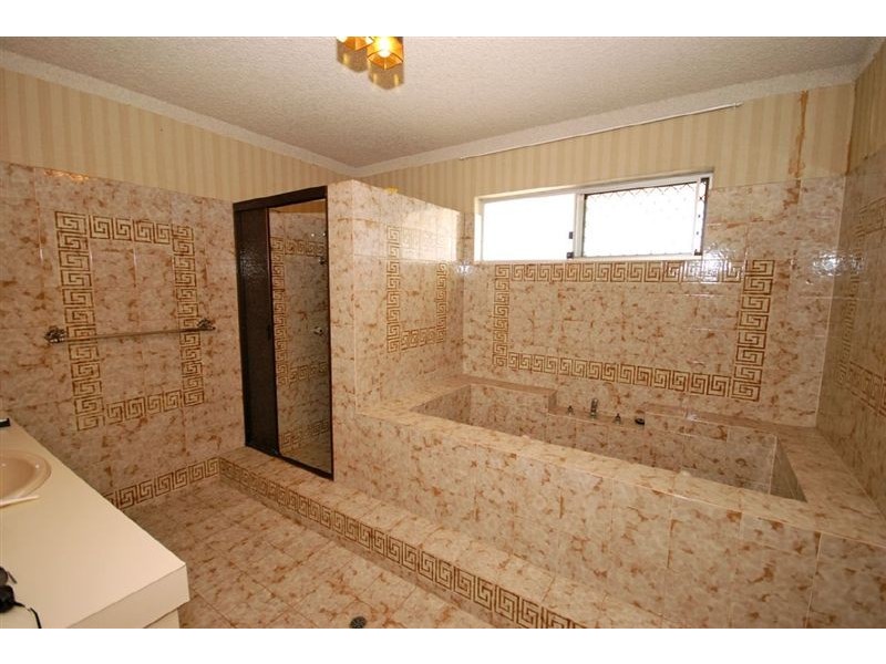 226 Riseley Street, Booragoon WA 6154