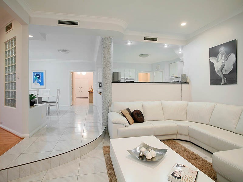 78 Le Souef Drive, Kardinya WA 6163