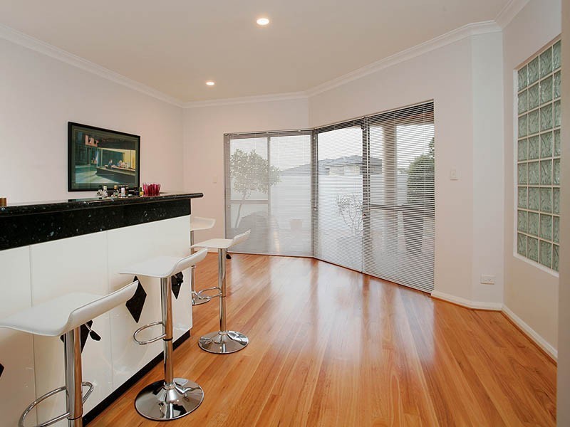 78 Le Souef Drive, Kardinya WA 6163