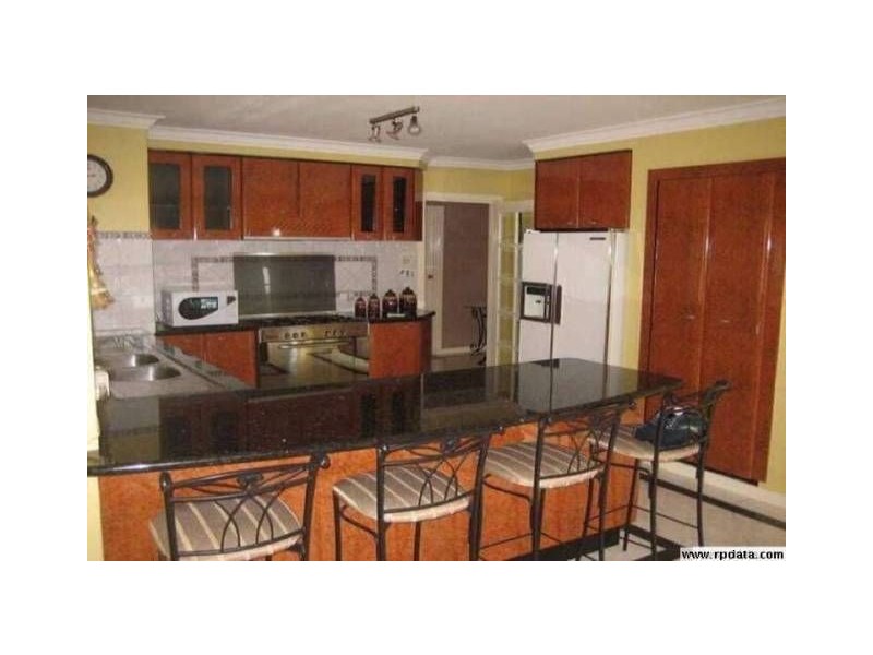 26 Edgewater Rd, Salter Point WA 6152