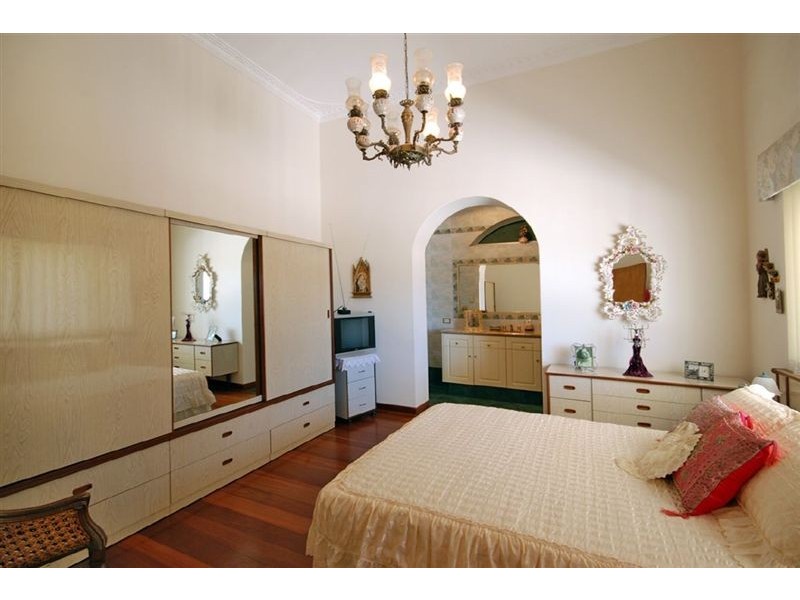 25 Malcolm Street, Fremantle WA 6160