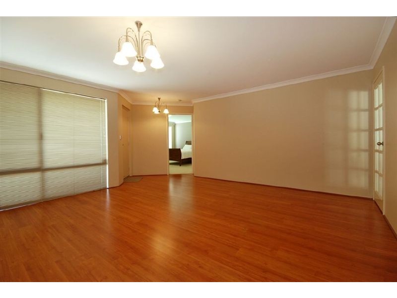 49 Jackadder Avenue, Hammond Park WA 6164