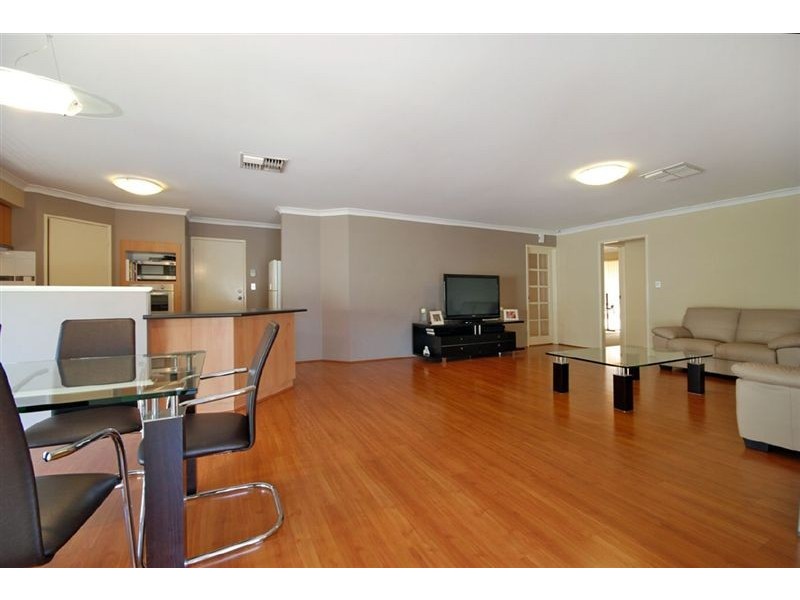 49 Jackadder Avenue, Hammond Park WA 6164