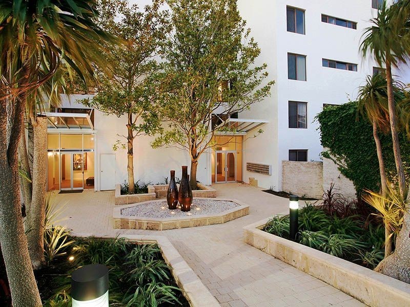 11/23 Swan Street, South Perth WA 6151