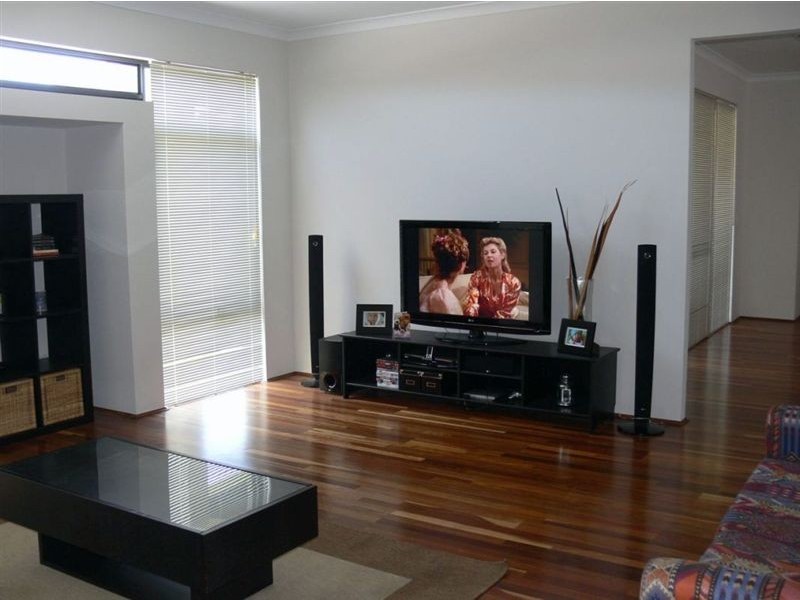 1 Dugong View, Yangebup WA 6164