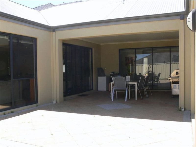 40 Bayview Tce, Yangebup WA 6164