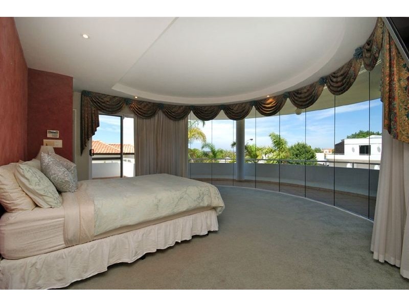18 James Road, Kardinya WA 6163