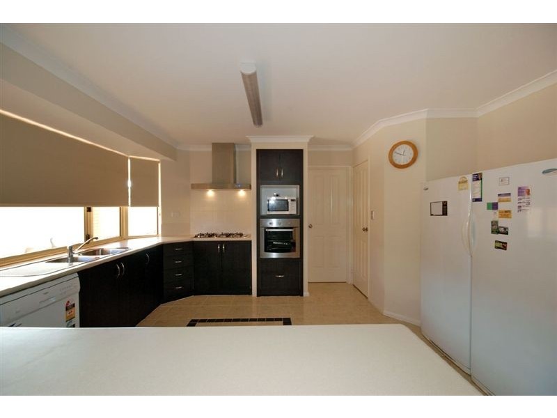 113 Aurora Drive, Atwell WA 6164