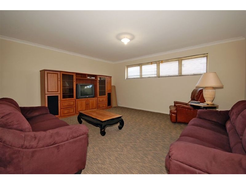 113 Aurora Drive, Atwell WA 6164