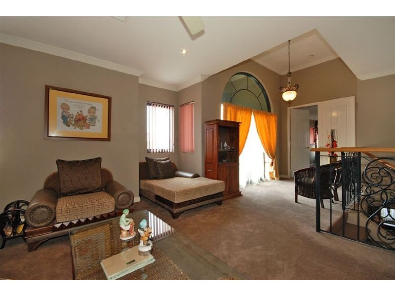 38 Lomandra Drive, Canning Vale WA 6155