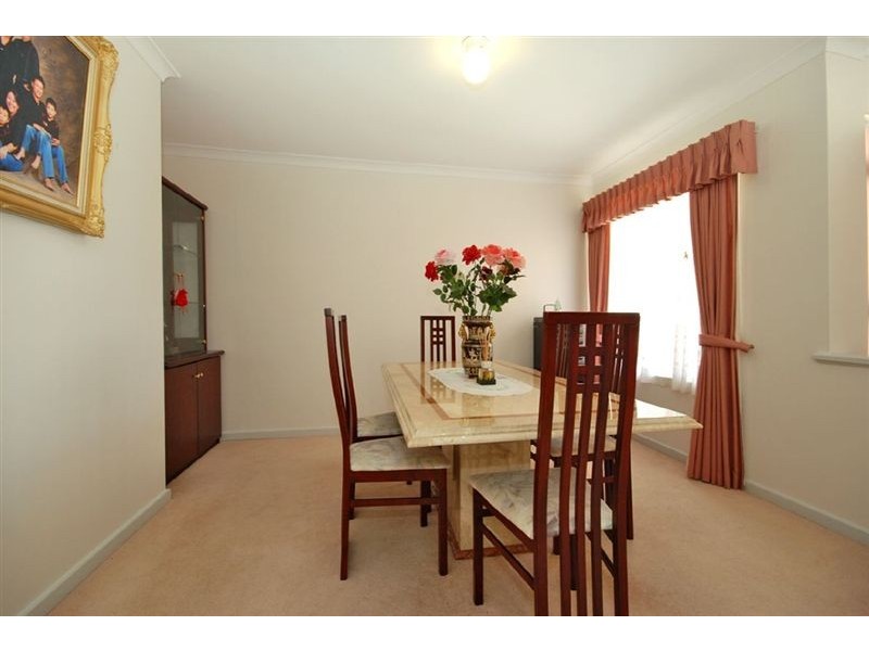 8 Killaloe Place, Waterford WA 6152