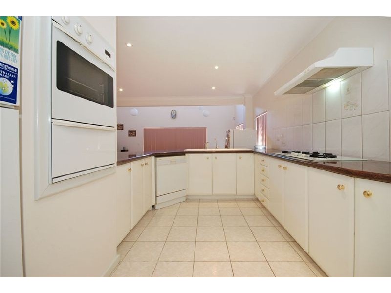 8 Killaloe Place, Waterford WA 6152