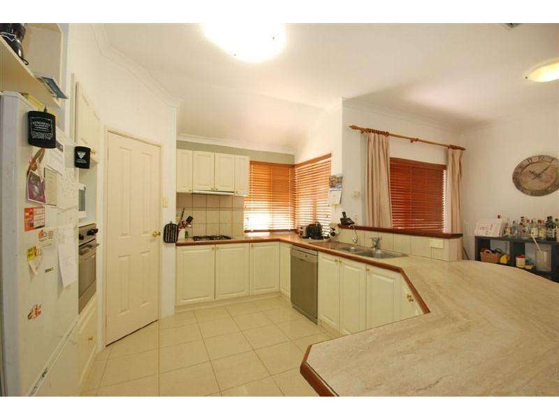 26 Kardan Circuit, Karawara WA 6152