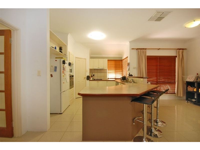 26 Kardan Circuit, Karawara WA 6152