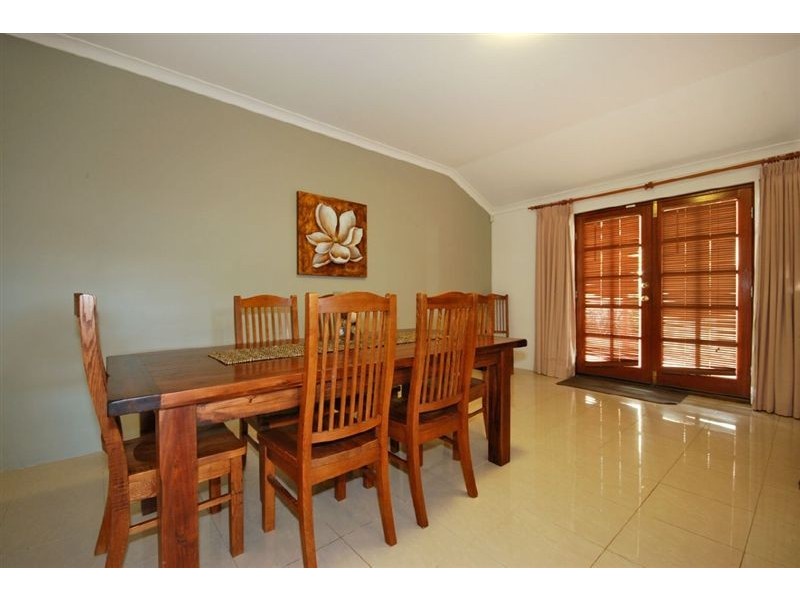 26 Kardan Circuit, Karawara WA 6152