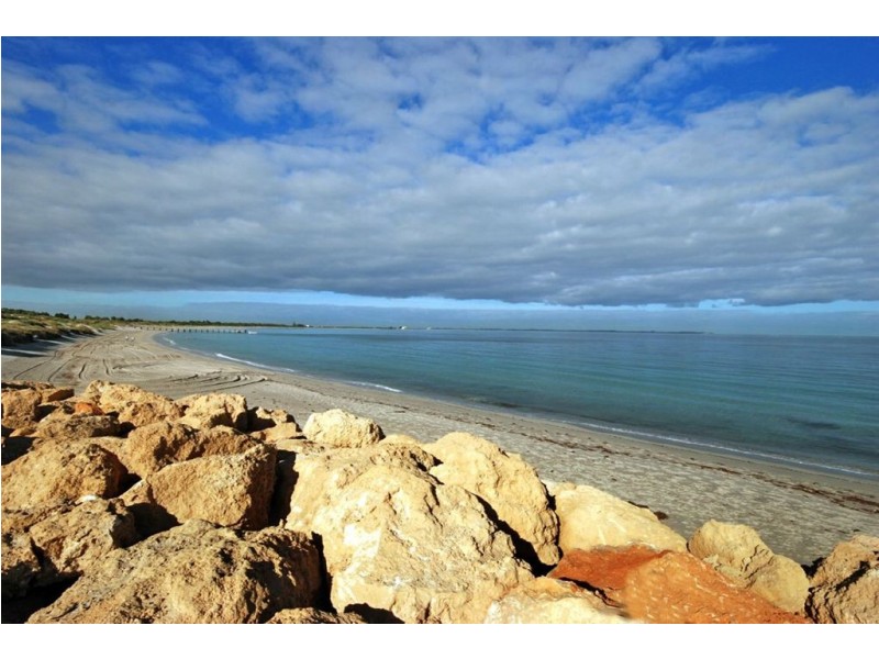 12 Mercator Close, North Coogee WA 6163