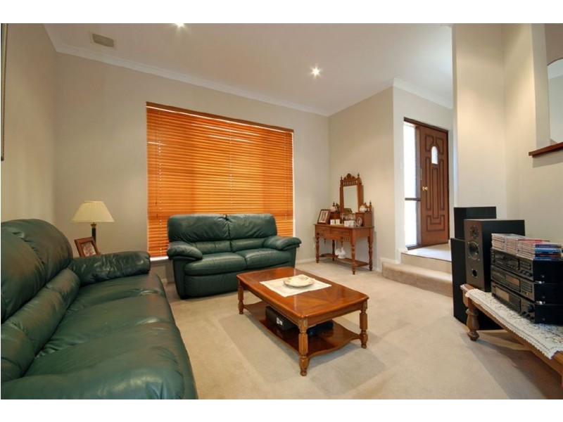 30 Kingsmill Gardens, Winthrop WA 6150