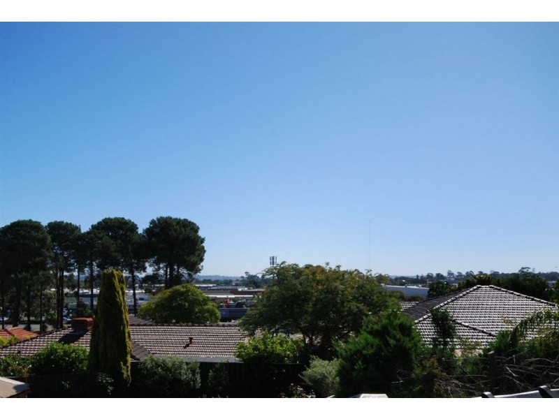 11 Mauldon Mews, Winthrop WA 6150