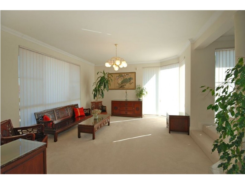 11 Mauldon Mews, Winthrop WA 6150