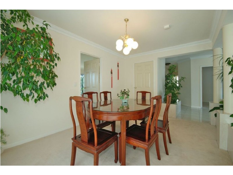 11 Mauldon Mews, Winthrop WA 6150