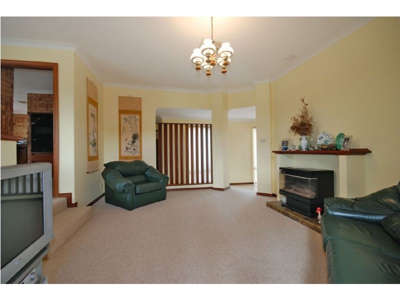7 Wylie Cove, Winthrop WA 6150