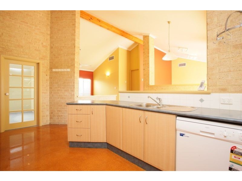 35 Cooper Ridge, Winthrop WA 6150