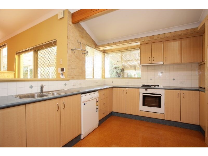 35 Cooper Ridge, Winthrop WA 6150