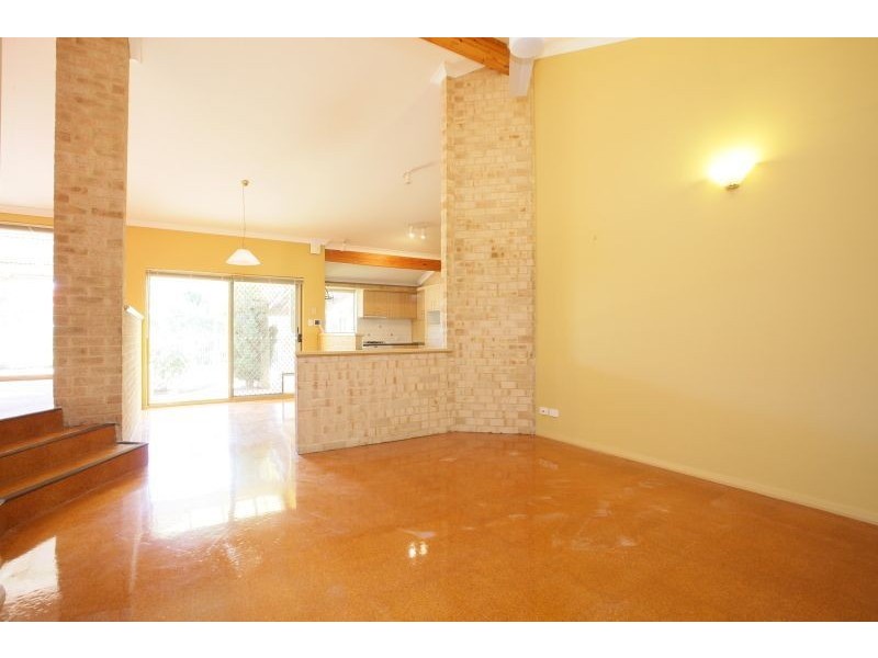 35 Cooper Ridge, Winthrop WA 6150