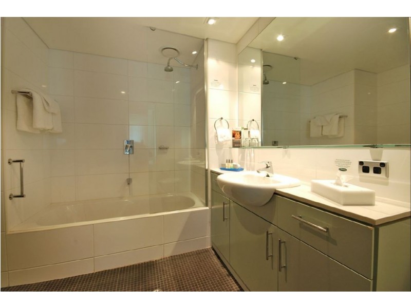 62/33 Mounts Bay Rd, Perth WA 6000