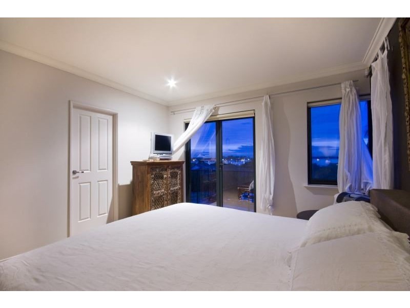 24 Robert Street, Como WA 6152