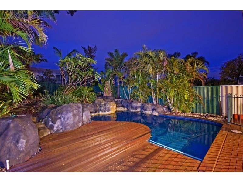 24 Robert Street, Como WA 6152