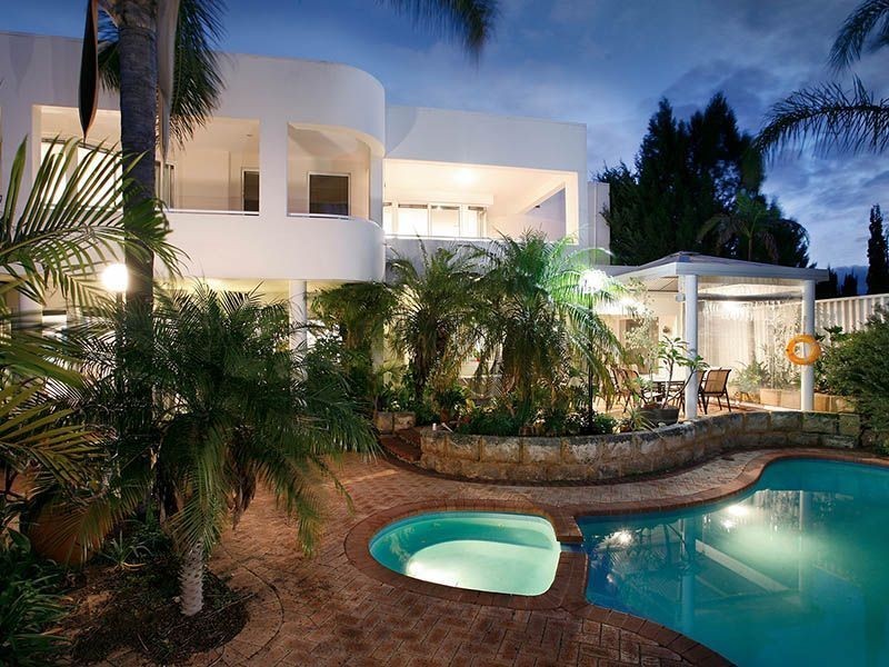 15 Sobotka Place, Winthrop WA 6150