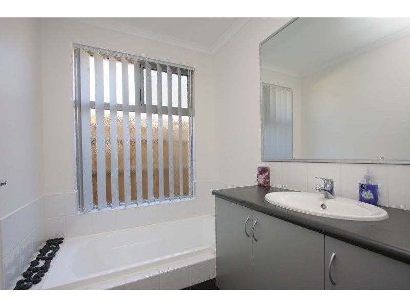 7 Malting Ct, Canning Vale WA 6155