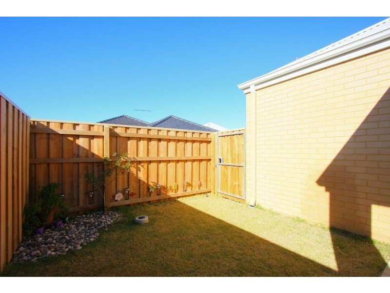 7 Malting Ct, Canning Vale WA 6155