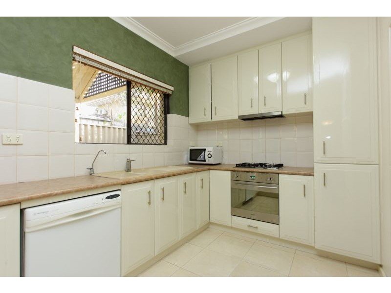 13A Queens Rd, Mount Pleasant WA 6153