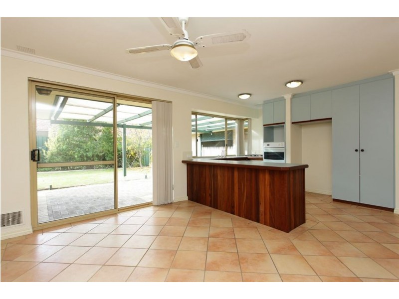 36 Kingsmill Gardens, Winthrop WA 6150