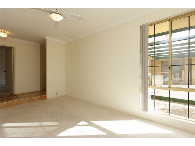 36 Kingsmill Gardens, Winthrop WA 6150
