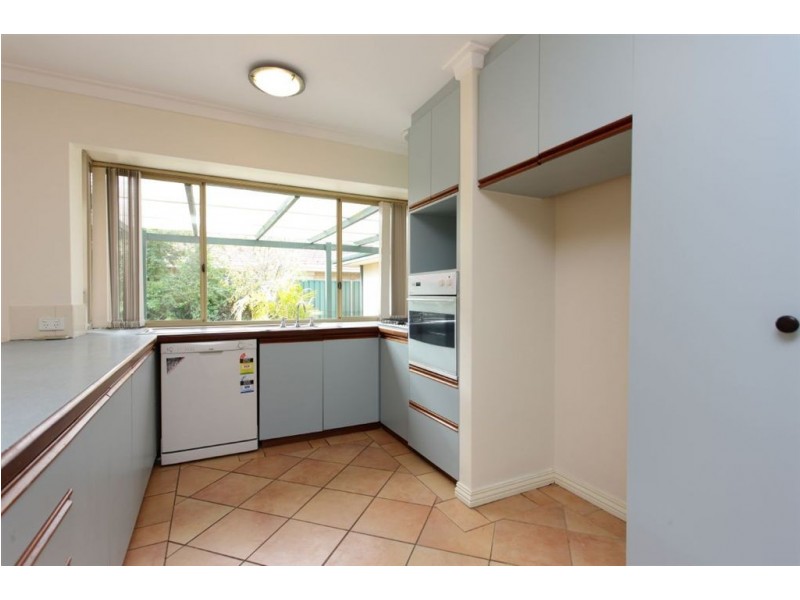 36 Kingsmill Gardens, Winthrop WA 6150