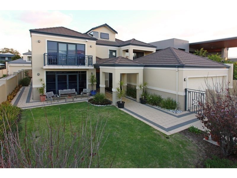 6 Helm St, Mount Pleasant WA 6153