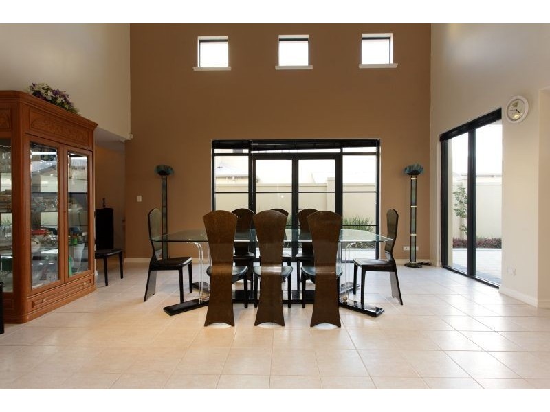 6 Helm St, Mount Pleasant WA 6153